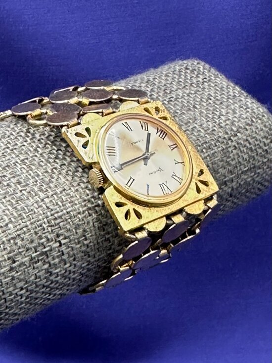 VTG Vendome Analog Watch 7-Jewel Wind-Up main image 14